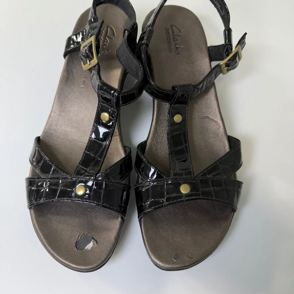Clarks bendables wedge